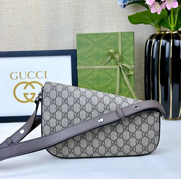 激安グッチバッグコピー内部構造